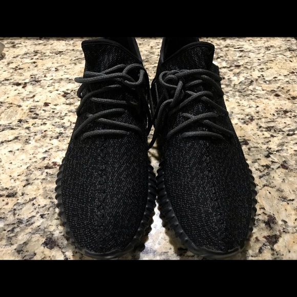 Yeezy pirate blacks